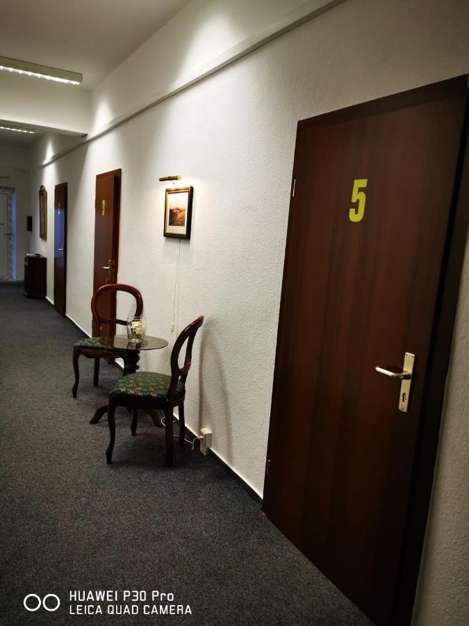 Pension - A2 Rothensee / มัคเดอบวร์ก ภายนอก รูปภาพ